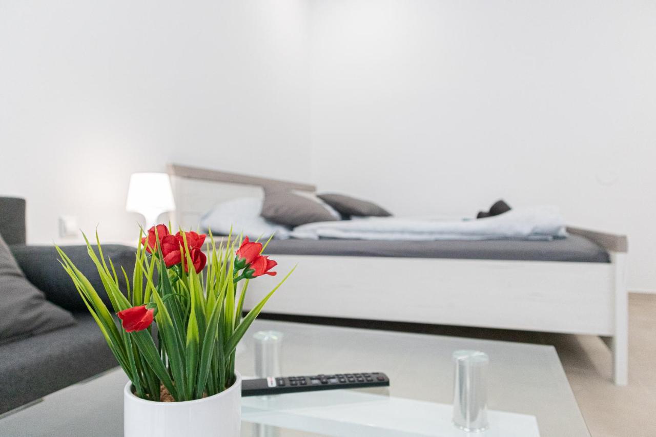 Homelike 2Br Apt Near U1 Reumannplatz - 9 Min To Center Вена Экстерьер фото